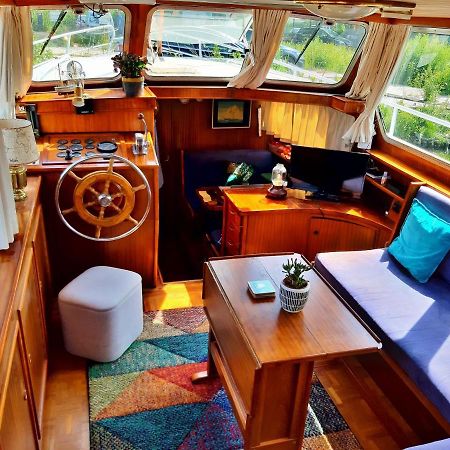 Motor Yacht Amstelle Hotell Amsterdam Eksteriør bilde