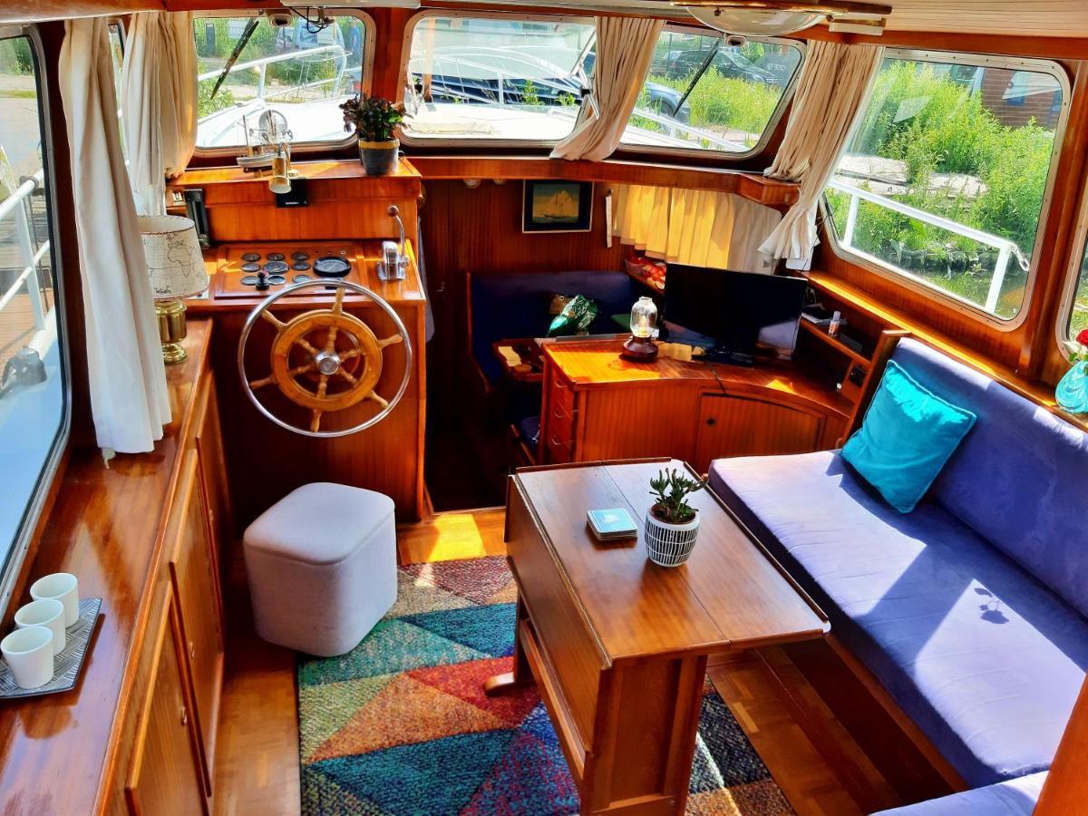 Motor Yacht Amstelle Hotell Amsterdam Eksteriør bilde
