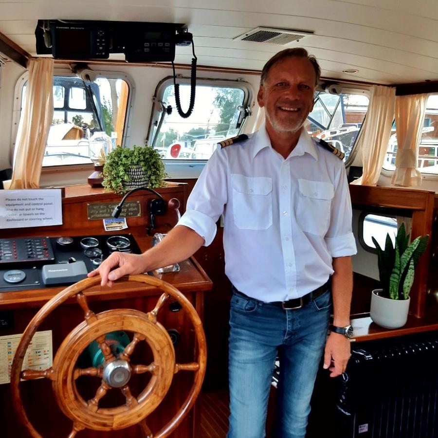 Motor Yacht Amstelle Hotell Amsterdam Eksteriør bilde
